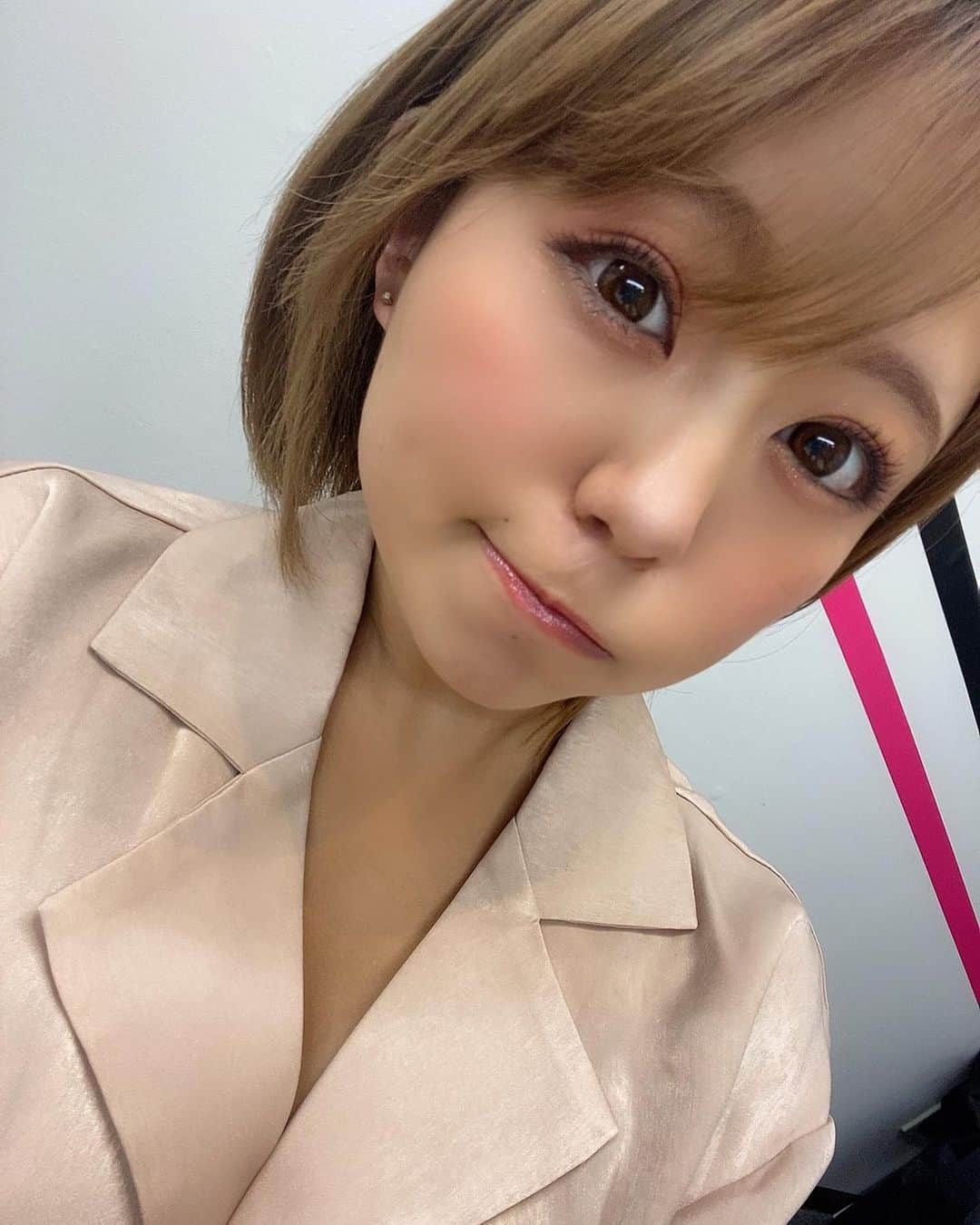 亜矢みつき（神谷充希）さんのインスタグラム写真 - (亜矢みつき（神谷充希）Instagram)「おしごと始め😏✌️ ゆるく楽しくでけた🐙 #たこ焼き #仕事始め #今日から私はたこ焼きマスター」1月5日 22時10分 - ma.yamitsuki