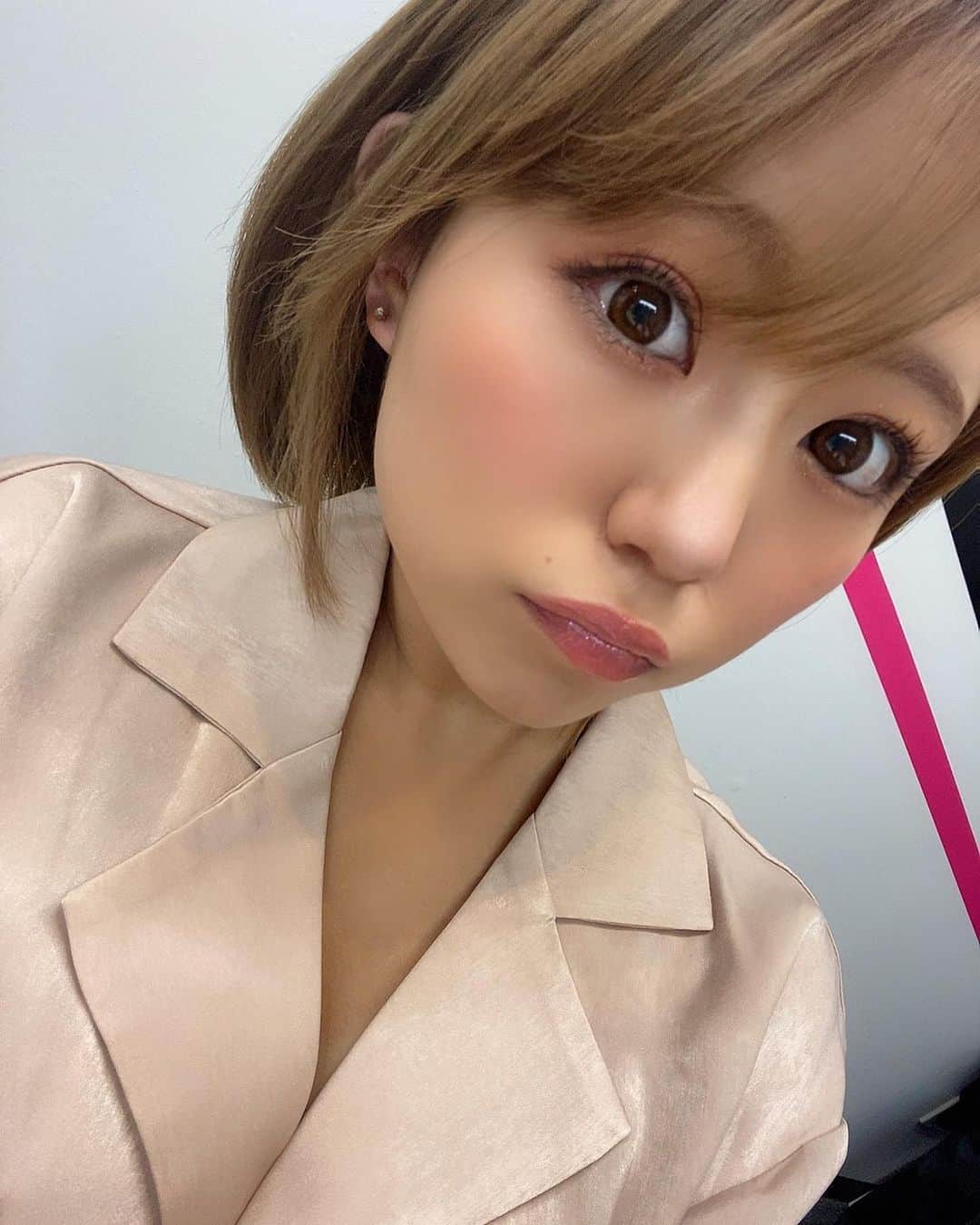亜矢みつき（神谷充希）さんのインスタグラム写真 - (亜矢みつき（神谷充希）Instagram)「おしごと始め😏✌️ ゆるく楽しくでけた🐙 #たこ焼き #仕事始め #今日から私はたこ焼きマスター」1月5日 22時10分 - ma.yamitsuki