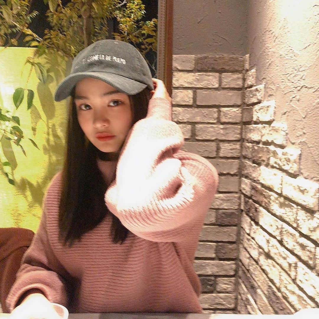 西本ヒカルのインスタグラム：「☺︎🧢🥛」
