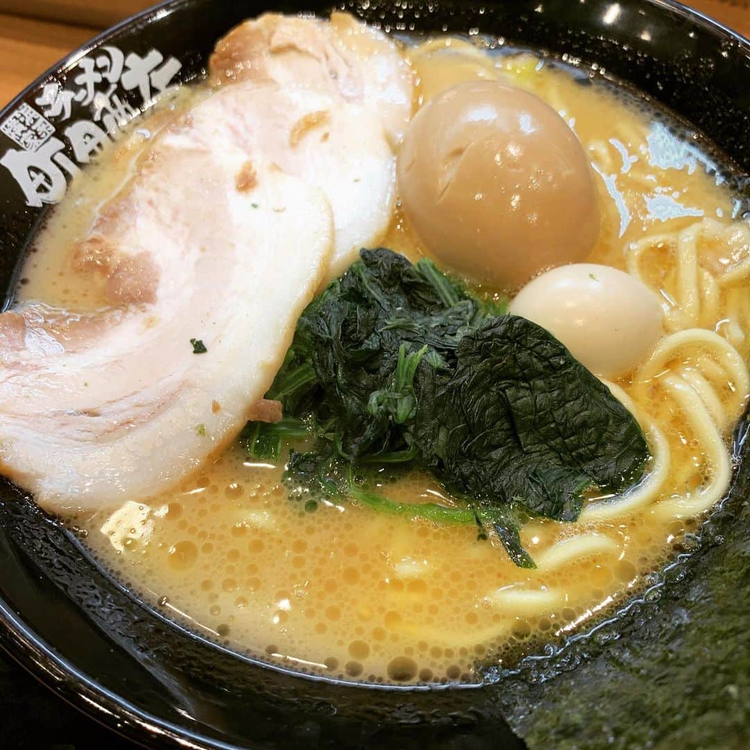 ケイ・グラントのインスタグラム：「初めて来たよ〜」
