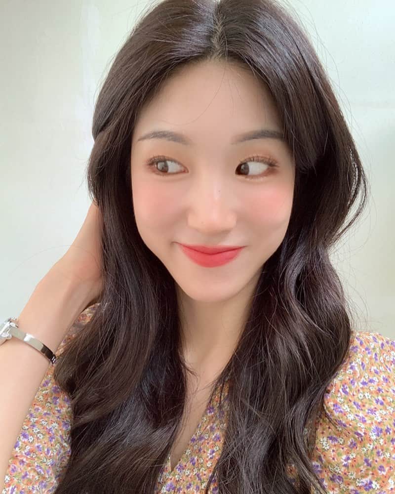 ジエンのインスタグラム：「👀」