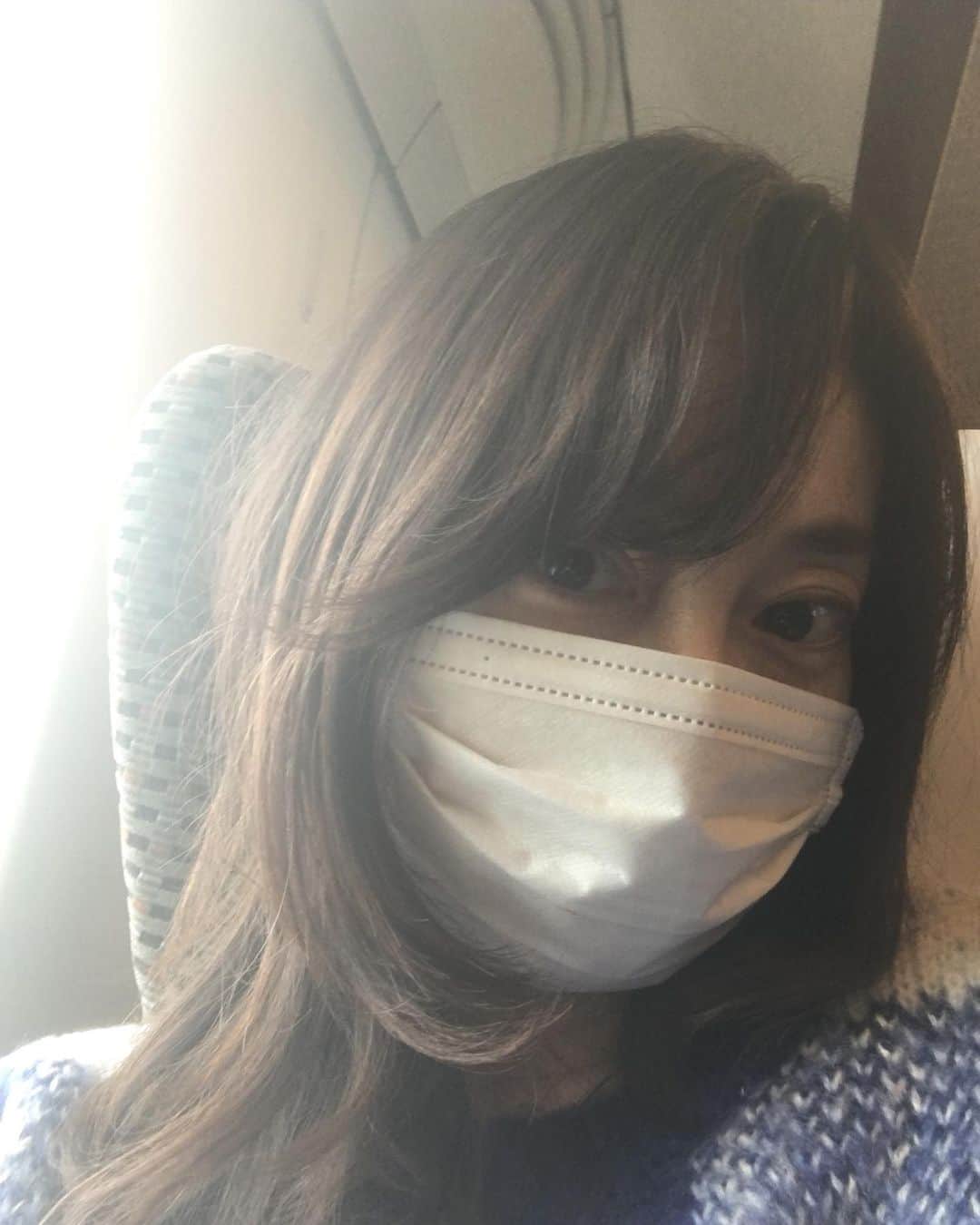 小橋めぐみのインスタグラム：「仕事はじめ。 いつも以上に気をつけて、年末年始を過ごしました。 無事にこの日を迎えることができて、 よかった…！ 気を引き締めて、がんばってまいります。 #久しぶりの場所へ」