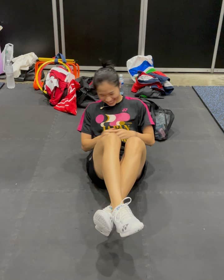 ラチャノック・インタノンのインスタグラム：「#yonexthailandopen2021 #CourtsAreCalling #quarantinelife」