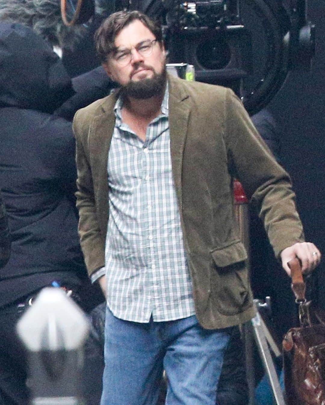 Just Jaredさんのインスタグラム写真 - (Just JaredInstagram)「Jennifer Lawrence and @leonardodicaprio are back on the set of their upcoming movie “Don’t Look Up.” Head on over to Just Jared to see more photos!  #JenniferLawrence #LeonardoDiCaprio Photo: Backgrid」1月6日 2時41分 - justjared