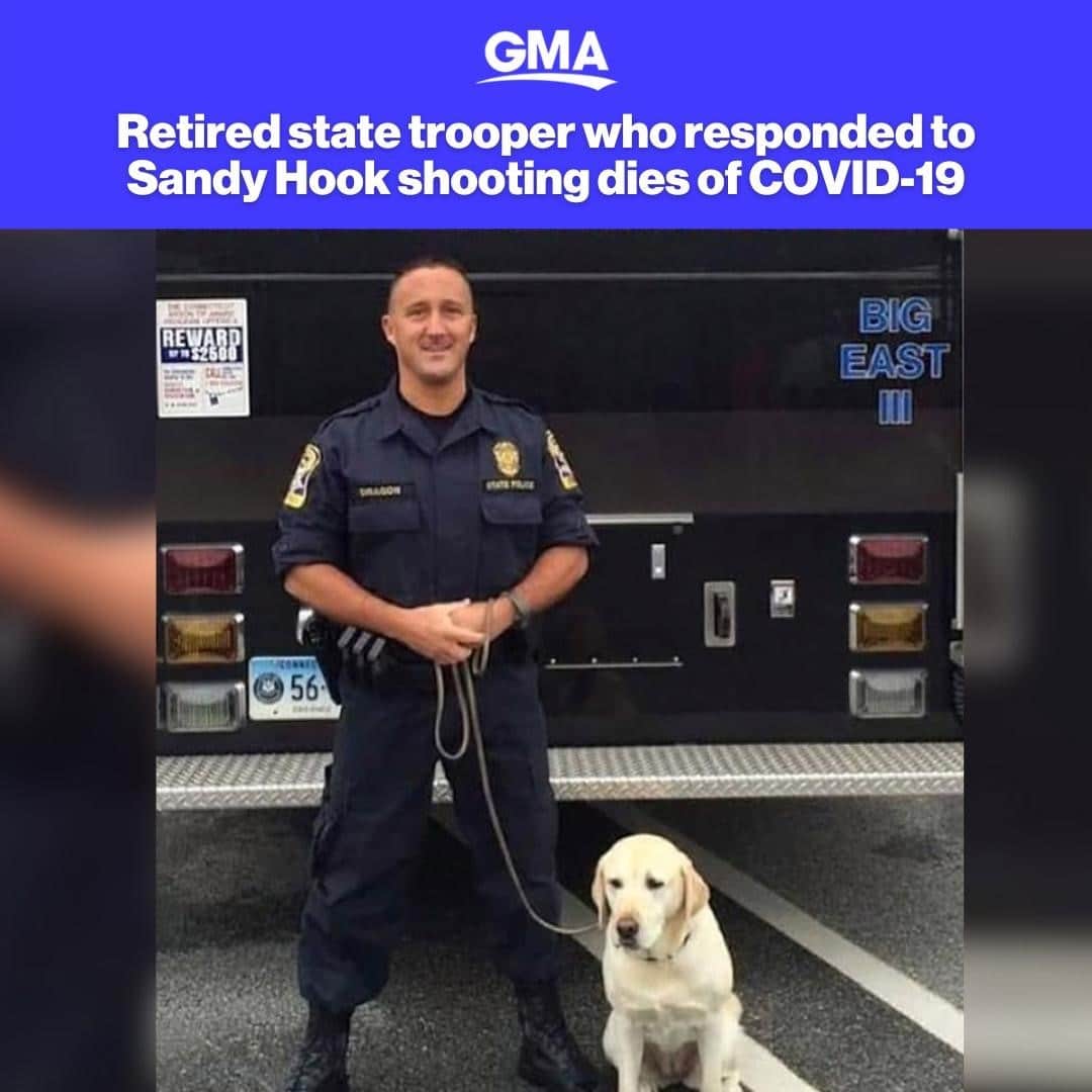 Good Morning Americaさんのインスタグラム写真 - (Good Morning AmericaInstagram)「Retired Connecticut state trooper Patrick Dragon, who was a first responder to the Sandy Hook Elementary School shooting, has died after battling COVID-19. He was 50. Link in bio for more on his life. 💔」1月6日 3時50分 - goodmorningamerica
