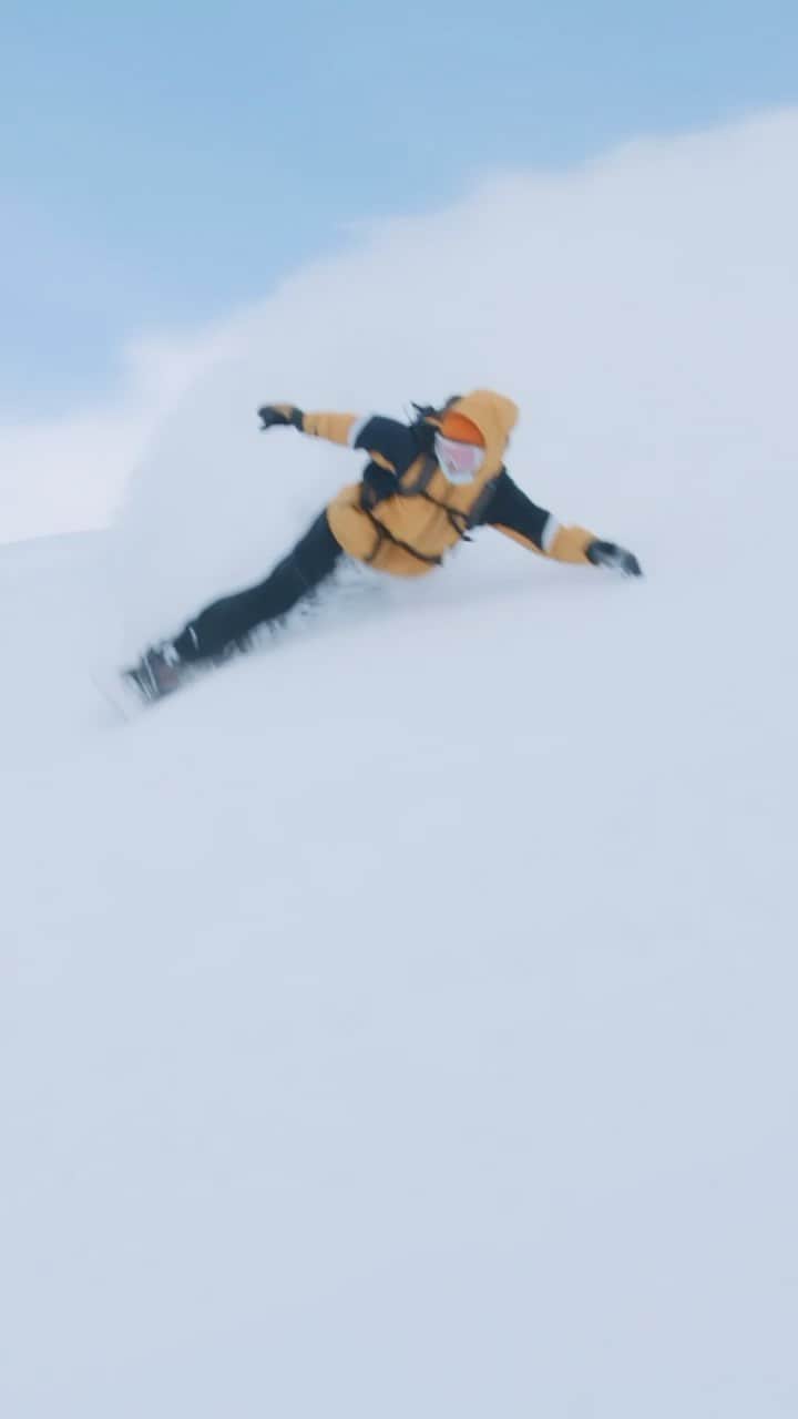 ステール・サンドベックのインスタグラム：「Couple💨 and 🛠setting up my snowboard in the new #StaleLIFE 👉🏽 Link In Bio👀」