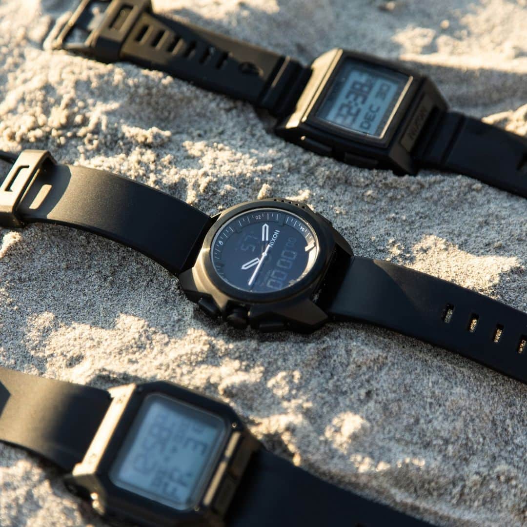 ニクソンのインスタグラム：「What's your ocean adventure status? A) Ready for Anything --> The Regulus B) Seek and Enjoy --> The Ripley C) Have Swell, Will Travel --> The Base Tide Pro #Nixon」
