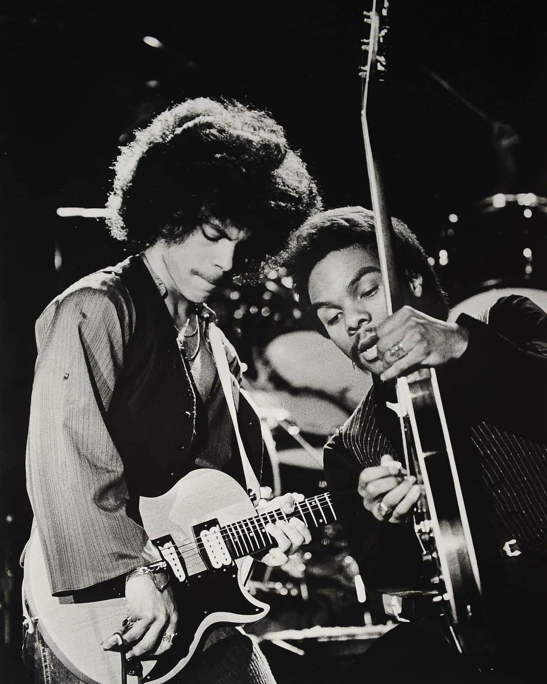 プリンスさんのインスタグラム写真 - (プリンスInstagram)「On this day in 1979, Prince made his live debut as a solo artist at the Capri Theater in North Minneapolis. The pair of shows, on January 5 and 6, 1979, were attended by executives from @warnerrecords and local press.  Prince "strutted across the stage with grand Mick Jagger-like moves and gestures. He was cool, he was cocky, and he was sexy,” wrote Jon Bream in the Minneapolis @startribune.  Learn more about this nascent era of Prince's career at the link in bio.」1月6日 7時03分 - prince