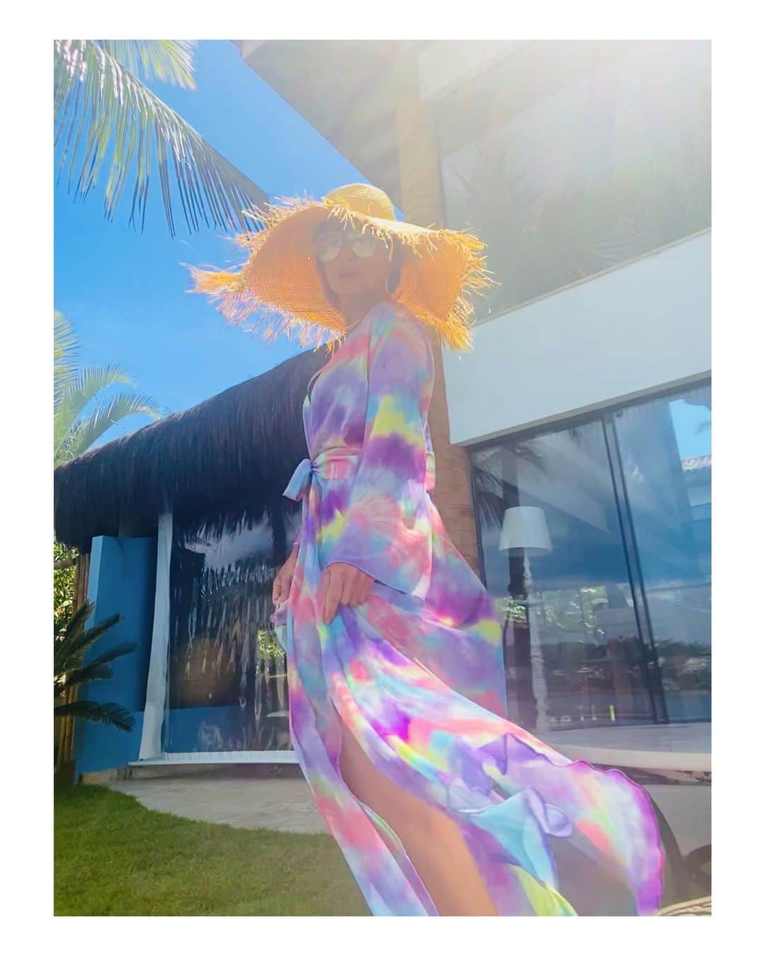 ジュリアナ・パエスのインスタグラム：「Ahhhhhhhhhh jura que tá acabando? 😎」