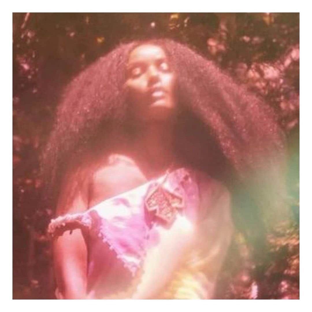 のインスタグラム：「And feeling dreamy 🌈 Posted @withregram • @chadtucker.co Love the this editorial  Wearing @ericksonbeamon   #Repost @agavemagazin with @get_repost ・・・ The Italian photographer Federica Dall'Orso @federicaphotography celebrates womanhood, light and fashion in her pictures. Her photographs play with colors and textures and the pictured women radiate an independent power and beauty. Inspired by cinema, fashion and kundalini, she takes us to enchanted places. Her motto: "Embodying and connecting to the feminine channeling the inner goddess."  Her images have enchanted  the world, so she is one of the Forbes 30 Under 30 in the fine arts. Dall'Orso has photographed for Vogue, Elle, Glamour, WWD, W Magazine and now Agave Magazine. This photo series was created in collaboration with Mexican Creative Director Christina Almeida @christinaraealmeida for her brand Pildora NYC. Model: @paradis_winslet MakeUp: @sashaxcruz Hair: @hairbyzeta Stylist: @chadtucker.co Production: @pildoramarketplace」