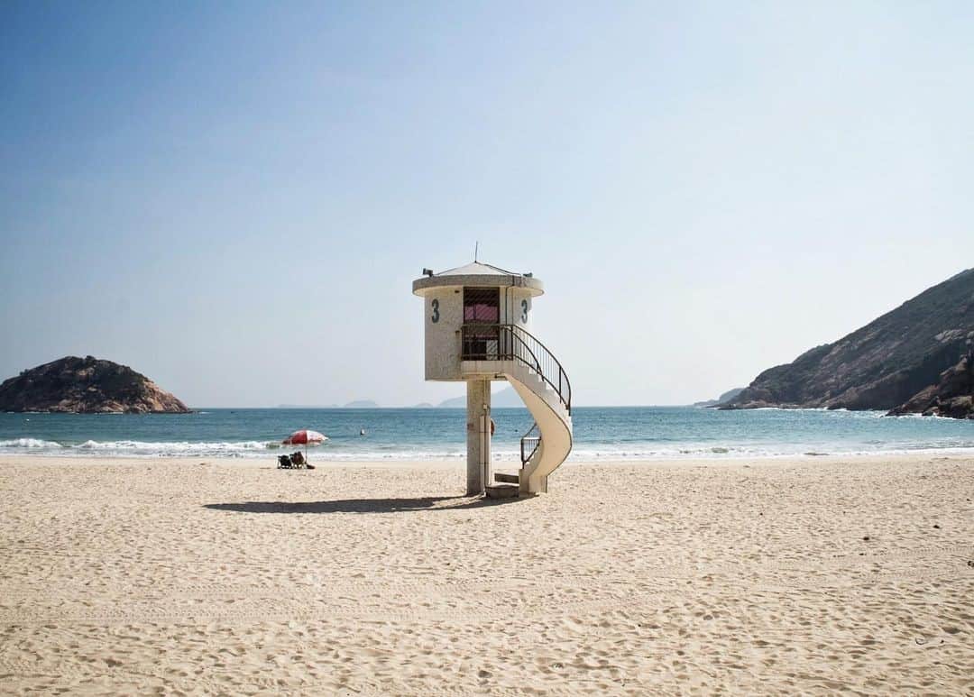 The Peninsula Hotelsさんのインスタグラム写真 - (The Peninsula HotelsInstagram)「Daydreaming of long days spent at Shek O Beach in #HongKong, one of our most favourite winter getaways in the city. #penmoments 📷 by @architexas.⁣ ⁣ ⁣ ⁣ ⁣ #staycation #shekobeach #hongkongbeach #hk #sheko #shekobeach #hongkongisland #hkinstagram」1月6日 7時38分 - peninsulahotels