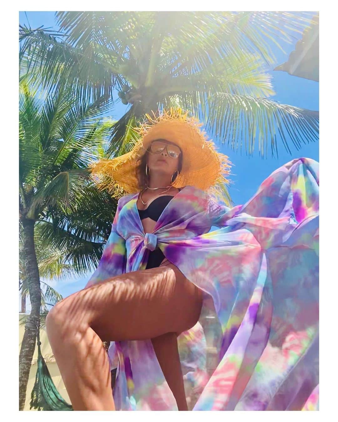 ジュリアナ・パエスのインスタグラム：「Ahhhhhhhhhh Ja to com saudades....✨✨✨✨já pode voltar pra esse cafofo?」