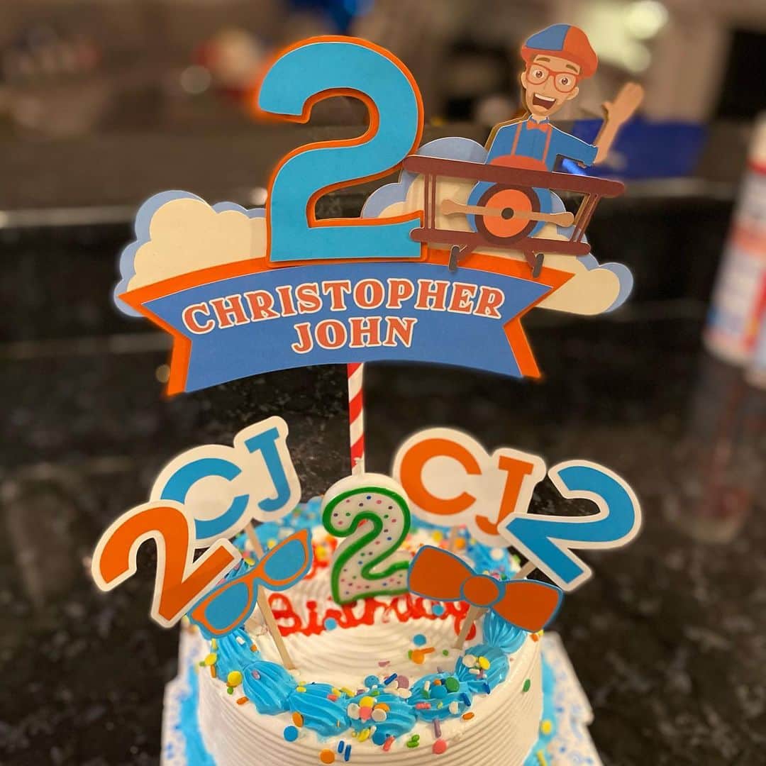 ディーナ・ニコール・コルテーゼさんのインスタグラム写真 - (ディーナ・ニコール・コルテーゼInstagram)「We practiced blowing out his candle all day 😂 he killed it !!! Happy 2nd Birthday my sweet boy ❤️」1月6日 8時35分 - deenanicole