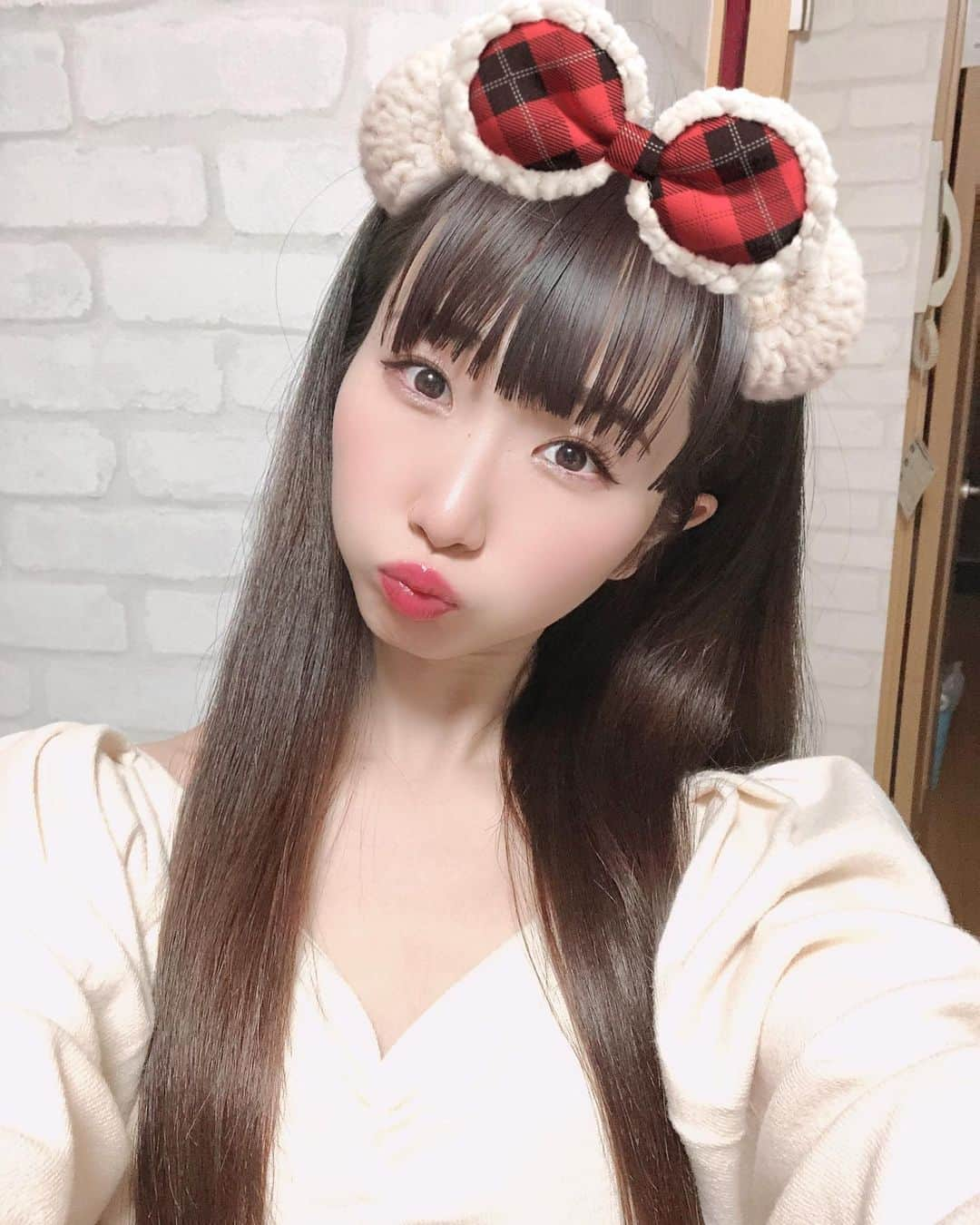 熊野あゆ（澄川鮎）さんのインスタグラム写真 - (熊野あゆ（澄川鮎）Instagram)「. おはよう🐻💓 . 今日も楽しい1日にしようね〜🎶 . . . #hnd #smile #goodday #niceday #awesome #love」1月6日 9時24分 - ayu_kumano