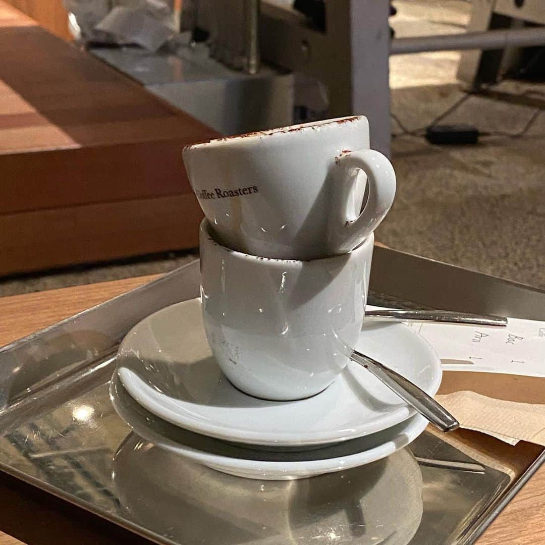 イム・ジンウさんのインスタグラム写真 - (イム・ジンウInstagram)「꼬마신부 고향 대구 ☕️  새해인사드리러 - #대구 #대구카페 #딥커피로스터스 @myordinary_kr」1月6日 19時42分 - realizeagoal