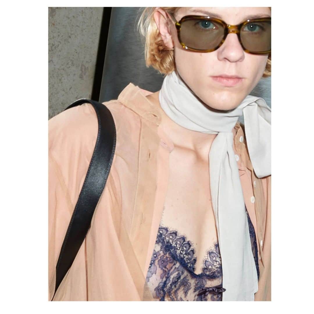 アンドレアポンピリオのインスタグラム：「5 DAYS LEFT  IMPALPABLE AND ETHEREAL  ANDREA POMPILIO SS21 WOMENSWEAR COLLECTION AVAILABLE SOON AT AP SUPERMARKET  STAY TUNED  #ANDREAPOMPILIO #LoveMeForeverOrNever #MadeinItaly #womenswear  #comingsoon  #staytuned  #ss21」