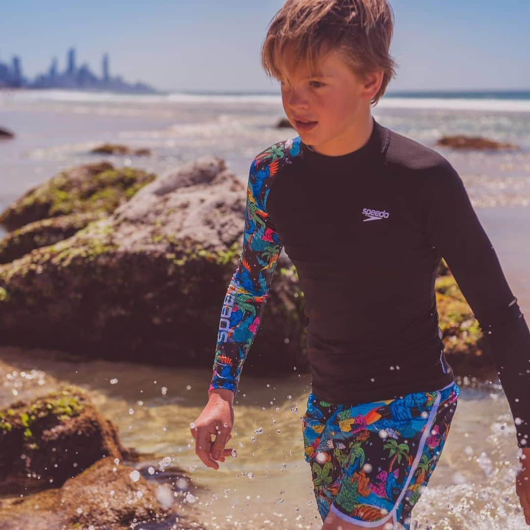 MULGAさんのインスタグラム写真 - (MULGAInstagram)「Epic times collabing with @speedoaustralia on a kids range for this summer time 🌴🌊😎🏝️🏖️🩳🌈🦄🍓. ⁣ ⁣ We have the whole range live online now, be quick as we have limited stock of all sizes & we've got free shipping for Aus orders over $99 🎉. ⁣ ⁣ #mulgatheartist #mulgatheartistshop #mulgaxspeedo #speedo #speedos #speedoaustralia  #paddlesuit #onepiece #kidscossie #kidsswimwear #skins #swimshorts #boardshorts #rashshirt #suntop #teamspeedo」1月6日 20時04分 - mulgatheartist