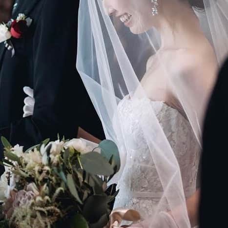 NOVARESE Dress Officialのグルメインスタ