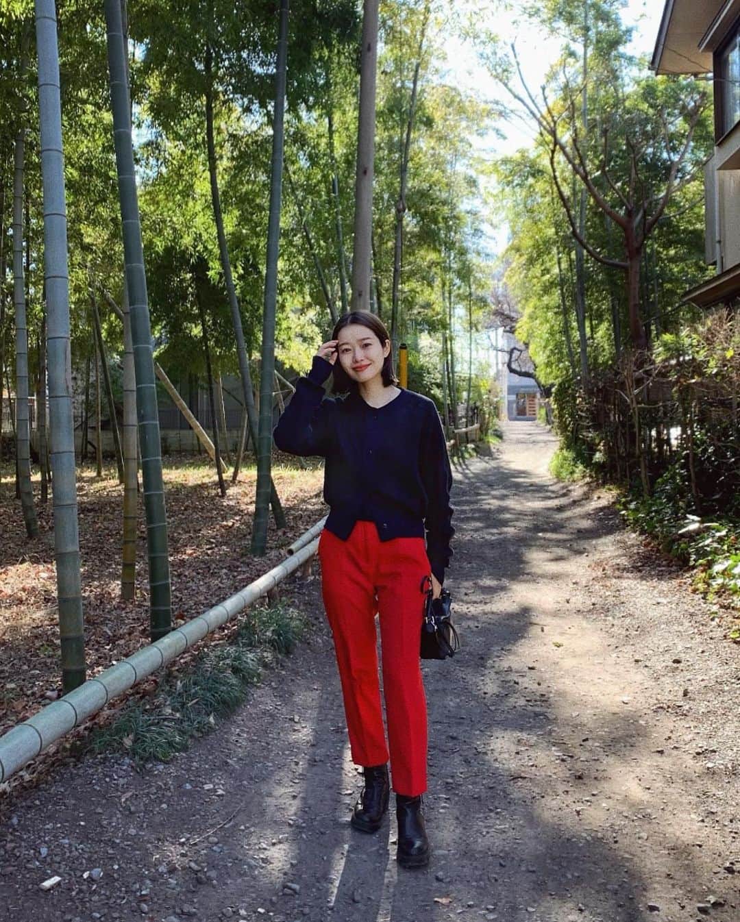 猪鼻ちひろのインスタグラム：「♥️♣️ 攻め！！！！！ 久しぶりすぎる赤パンツさん そわそわそわそわ〜 #ちひろのお洋服」