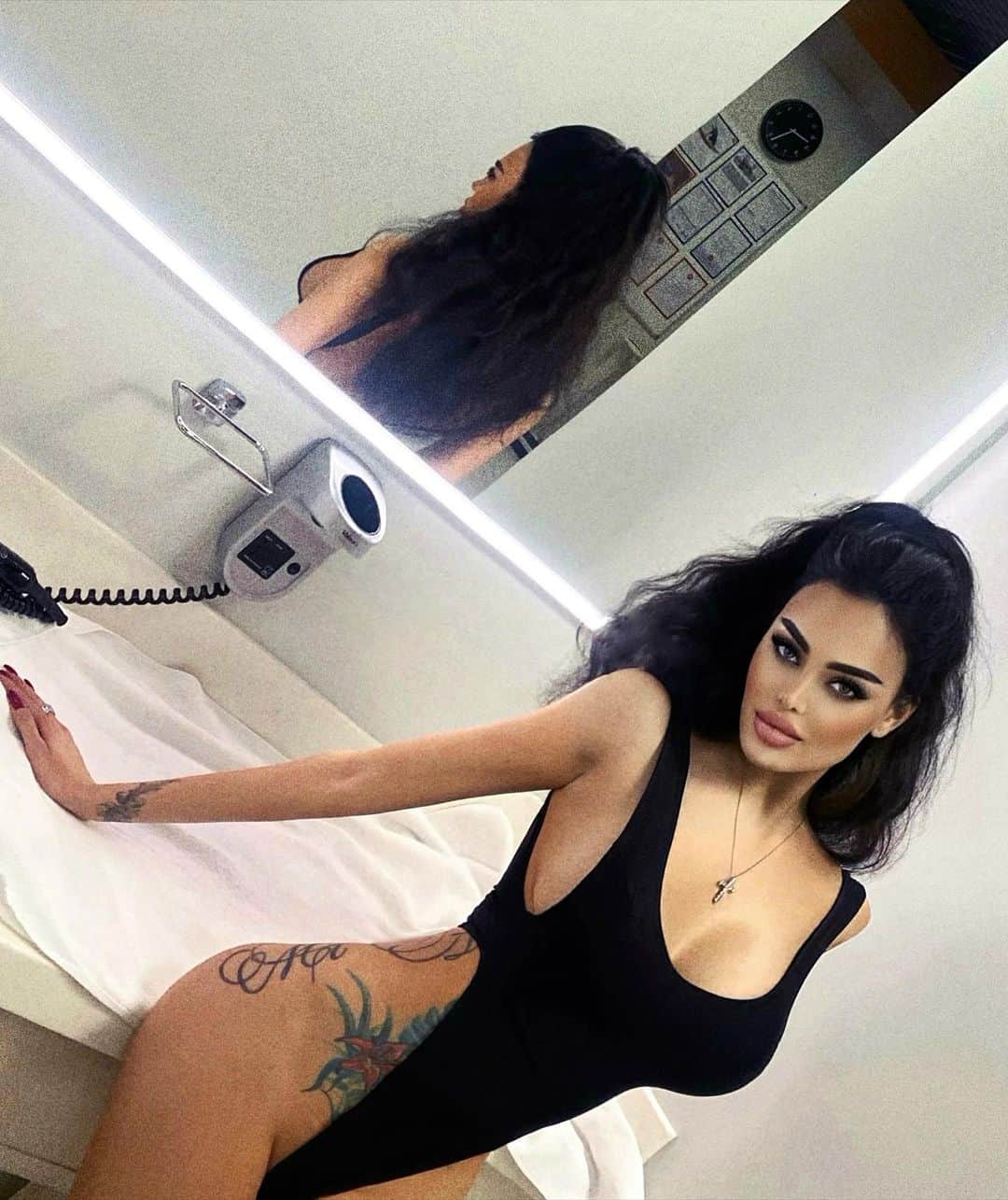 のインスタグラム：「♥」