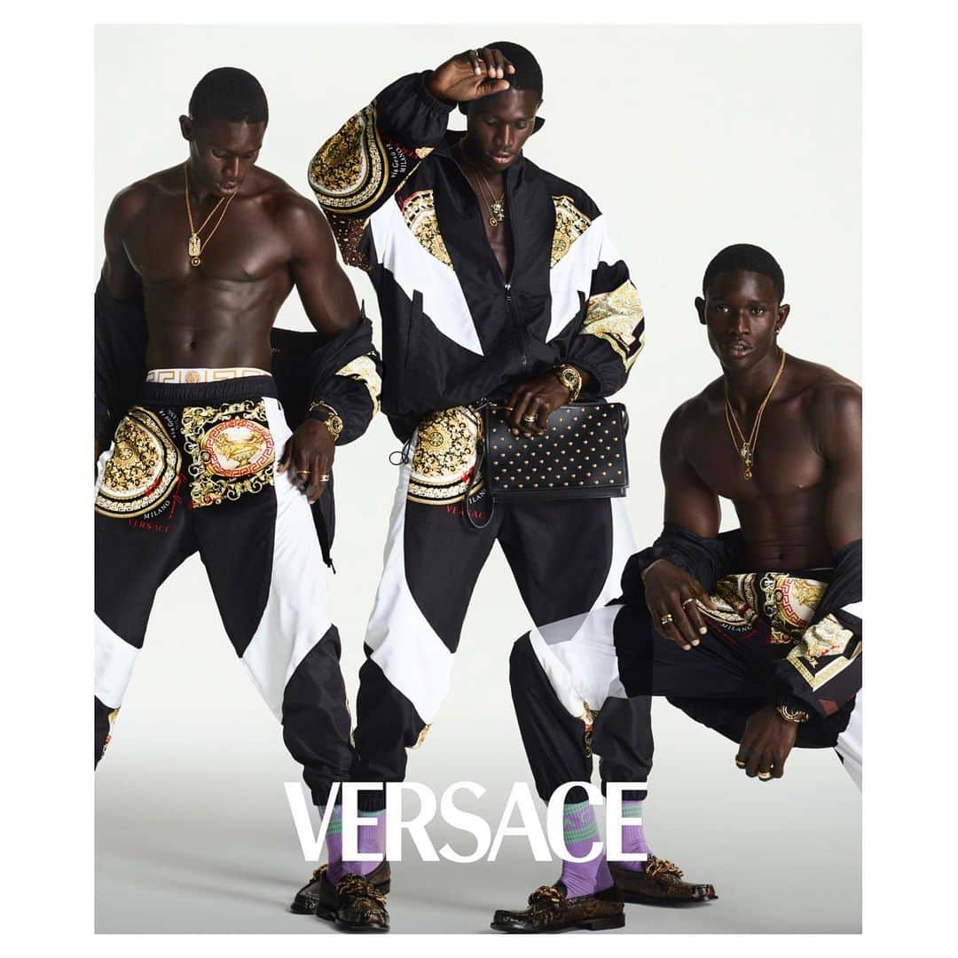 マート・アラスさんのインスタグラム写真 - (マート・アラスInstagram)「Paco for @versace midseason」1月6日 20時39分 - mertalas