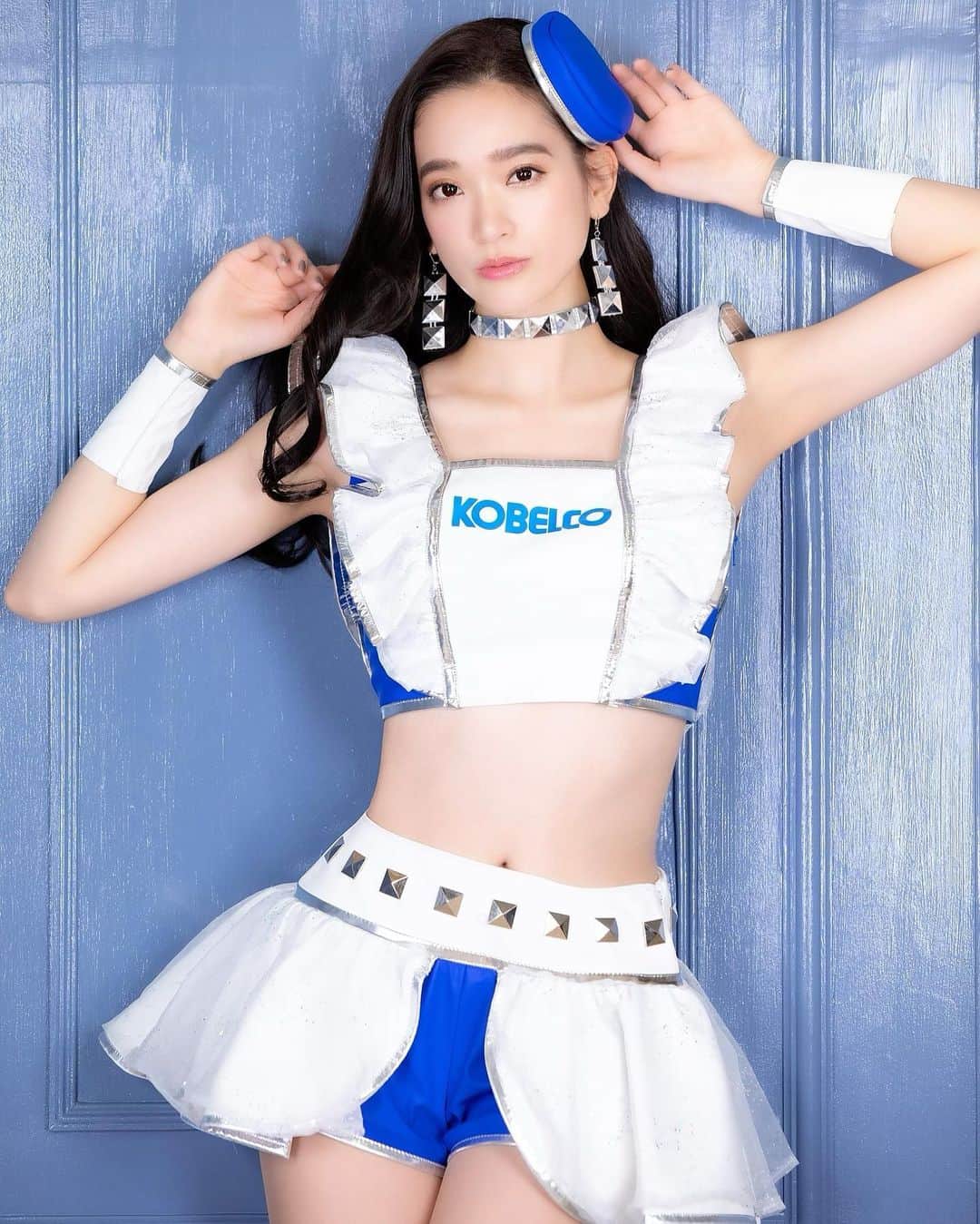 のインスタグラム：「KOBELCO GIRLS夏コスチューム💙🤍 日本レースクイーン大賞コスチューム部門ファイナル投票は明日迄✨  #racequeen #rq #model #sard #kobelco #kobelcogirls #costume #cosplay #レースクイーン #サード #コベルコ #コベルコガールズ #夏コスチューム #夏コス #コスプレ #コスチューム #日本レースクイーン大賞 #コスチューム部門」