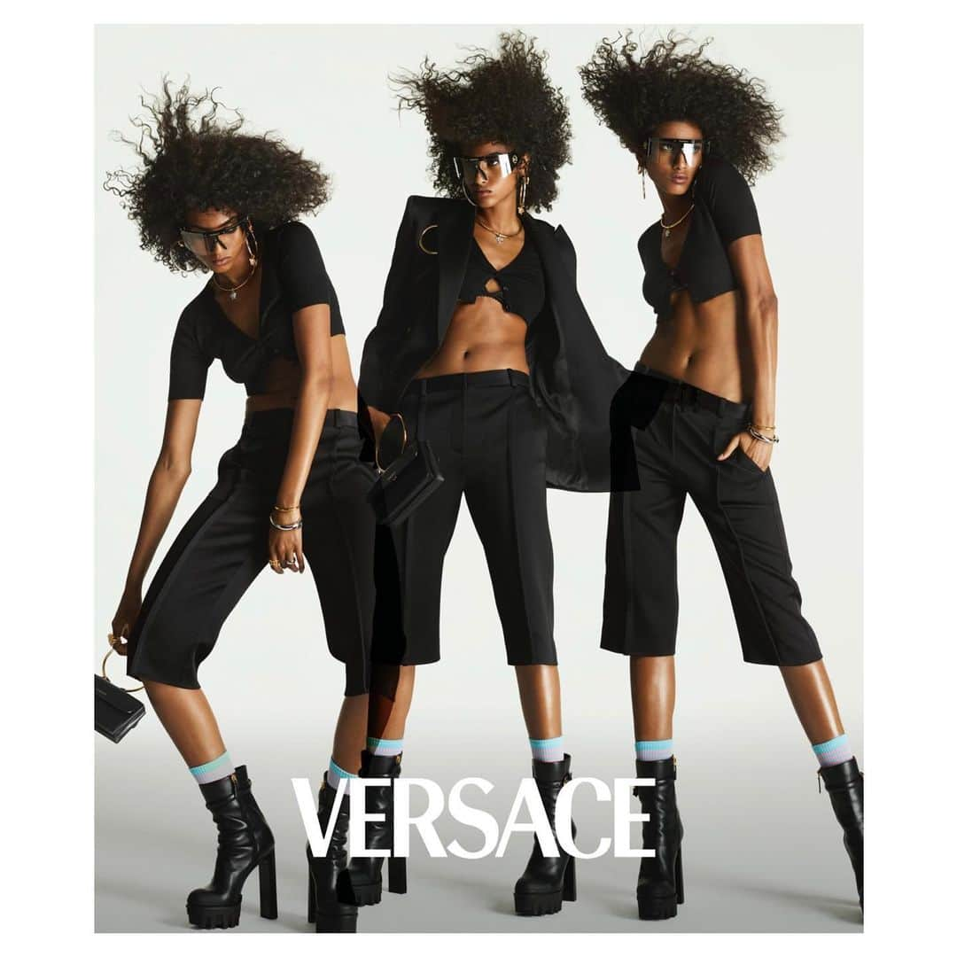 マート・アラスさんのインスタグラム写真 - (マート・アラスInstagram)「@imaanhammam  for @versace  midseason」1月6日 20時51分 - mertalas