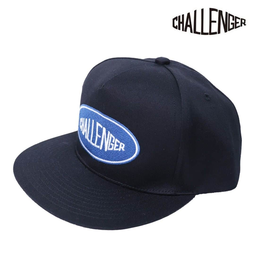 &LOCKERS/アンドロッカーズのインスタグラム：「CHALLENGERにて先行販売されていた、 2021 NEW YEAR’s ITEM「LOGO TWILL CAP」が &LOCKERSでも販売開始。  ＜BLACK＞ https://andlockers.com/products/detail/7145  ＜GRAY＞ https://andlockers.com/products/detail/7146  ※販売商品には数に限りがございます。 ※詳しくはプロフィール画面に記載のURLよりアクセスください。 　@andlockers  #challenger　#challengerbrigade　#チャレンジャー #キャップ　#Cap」