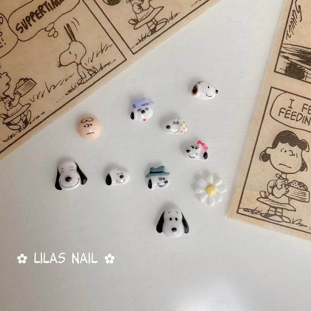makoのインスタグラム：「* オーダー品🤍 可愛い🐶🐶🐶🐶🐶🐶 #girlynail #ガーリーネイル #ミラーネイル #glitternail #젤네일 #젤네일아트 #젤네일전문 #フレンチガーリー #スヌーピー  #チャーリーブラウン #スヌーピーネイル #ギンガムチェック #ギンガムチェックネイル #オーダーチップ #ワイヤーネイル #ワイヤースヌーピー  #セルフネイル #스누피네일아트 #さくらんぼネイル #ちょうちょネイル #蝶々ネイル #ヴィンテージネイル #スヌーピー好きと繋がりたい #ネイルパーツ #オーダーパーツ」