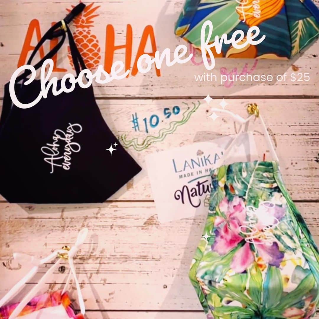 Lanikai Bath and Bodyさんのインスタグラム写真 - (Lanikai Bath and BodyInstagram)「✨We want to share the Aloha. For every order placed today ($25+) you’ll receive a limited edition Hawaii themed cotton mask- free!   No need to add it to your cart. Make a purchase of $25 (excluding taxes and shipping) and designate which style in the notes during checkout (selection requests based on availability).  To our lovely locals, remember you can choose store pickup as well!  #maskne #acne #face #skin #free #giftwithpurchase #healthy #lifestyle #wellness #cotton #fabric #bathandbody #hibiscus #hawaii #aloha #mask #havealohawilltravel #livealoha #hilife808」1月6日 13時07分 - lanikaibathandbody