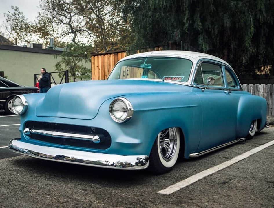 Classics Dailyさんのインスタグラム写真 - (Classics DailyInstagram)「[SOLD]🏁 Another one from @classic_vins  1953 chevy bel air business coupe  $ $47,500 _ AMAZING!!! 1953 Chevy Bel Air mild kustom with a High out put 350 sbc / new 700r4 (automatic transmission) with lokar floor shifter ,Air bags on all 4 corners, 4 link rear suspension, camaro front clip with narrowed arms, power steering,custom exhaust, edelbrock intake, disk brakes up front, Vintage Air A/C and heat, sound system with Bluetooth, trunk is tuck and rolled and carpeted to match interior, it’s in a base coat, clear coat, color sanded and flat cleared,the roof is flaked, paneled in pearls and pinstriped radial white walls Astro supreme wheels all of the lights and gauges work. Aluminum radiator with electric fan and shroud runs nice and cold!   Built by @jgdesign_fab out of Ventura county, CA  Car is located in Orange County DM @classic_vins with any questions!」1月6日 13時30分 - classicsdaily