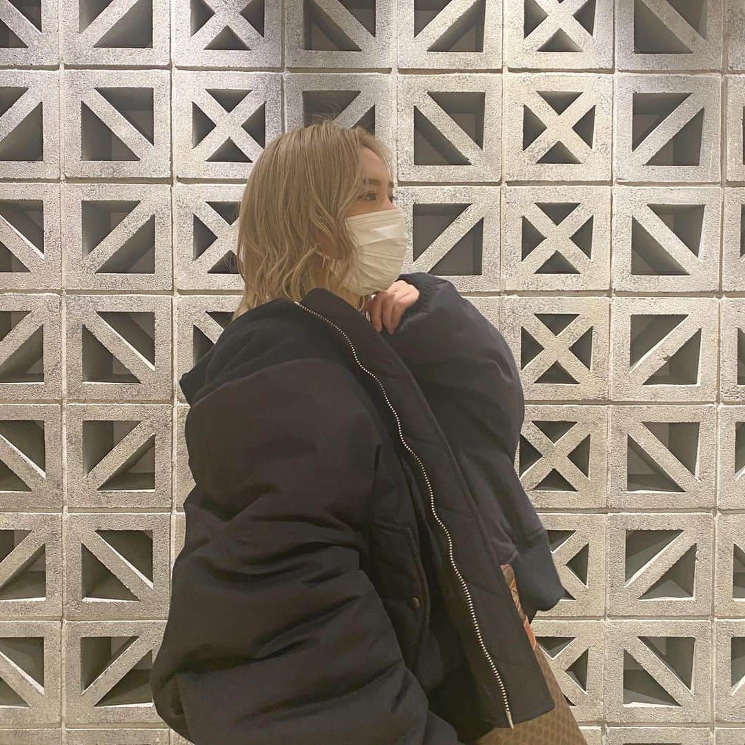 acaneのインスタグラム：「・ 辞めるのも続けるのも 少しの勇気があれば みんなできるものだって あかねは思ってて、  何が一番難しいかって 頑張り続けること だと思うんよね」
