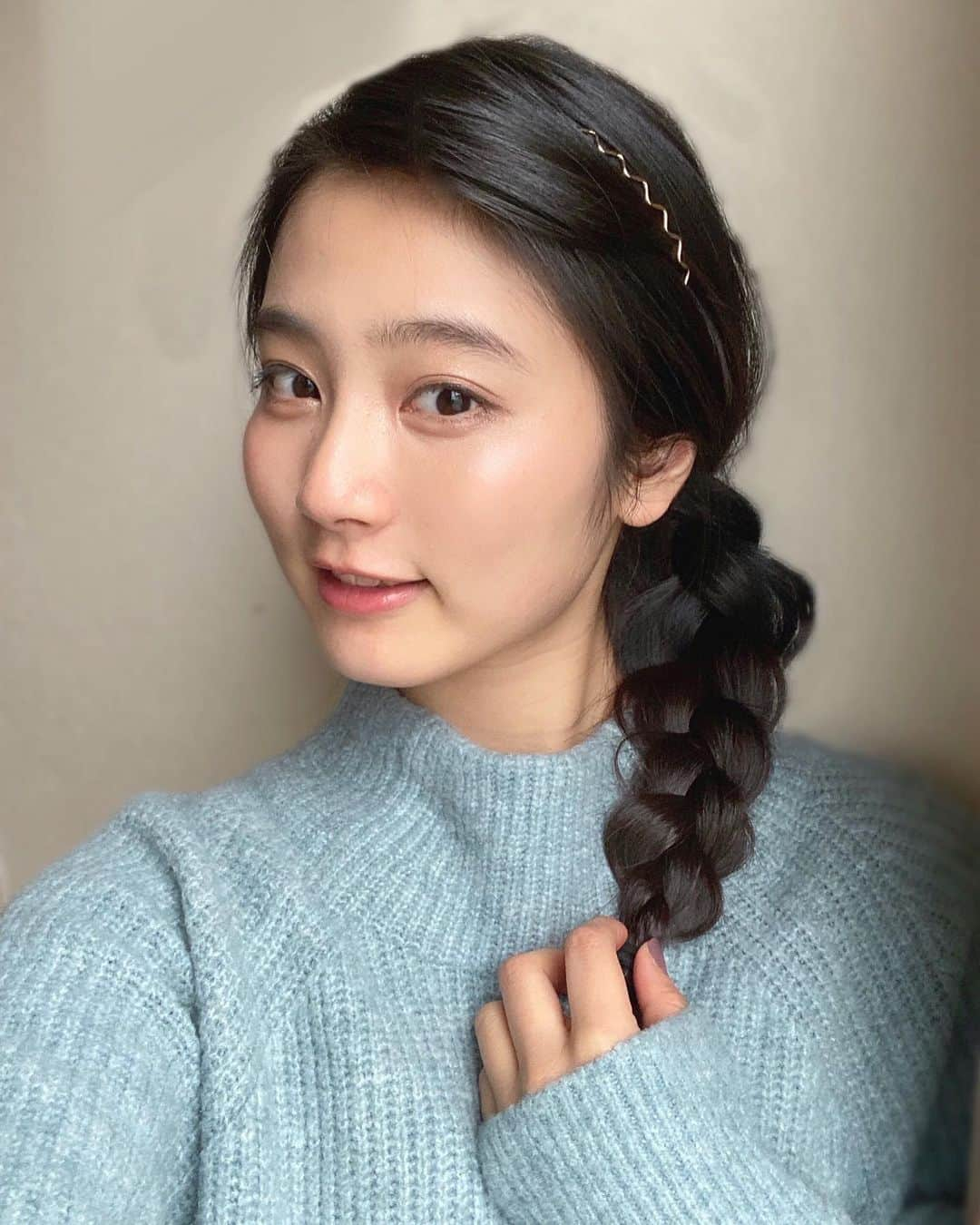 守谷菜々江さんのインスタグラム写真 - (守谷菜々江Instagram)「💠💠  #hair#blue#selfie」1月6日 14時49分 - naaaa_morita2