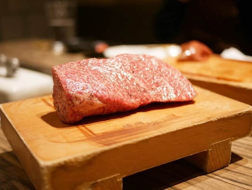 水崎綾女さんのインスタグラム写真 - (水崎綾女Instagram)「新年1発目毎年恒例の肉始めは焼肉ジャンボで☺️💕 今年ははなれ。 安定のメンバーで、愉しい時間を過ごしました。 今年もよろしくお願いします🥺🥺🥺 * * #肉始め #焼肉 #焼肉ジャンボ #焼肉ジャンボはなれ #お肉 #お肉大好き #肉好きな人と繋がりたい  #meat #meatlover」1月6日 21時11分 - misakiayame