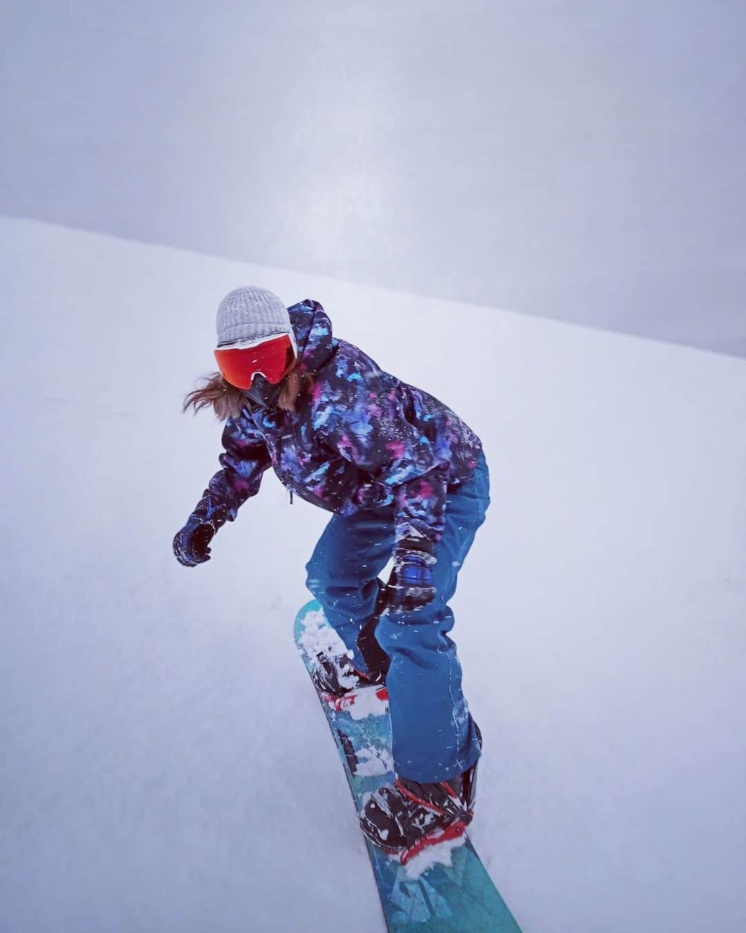 大塚美優のインスタグラム：「#snowboarding#rusutsuresort」