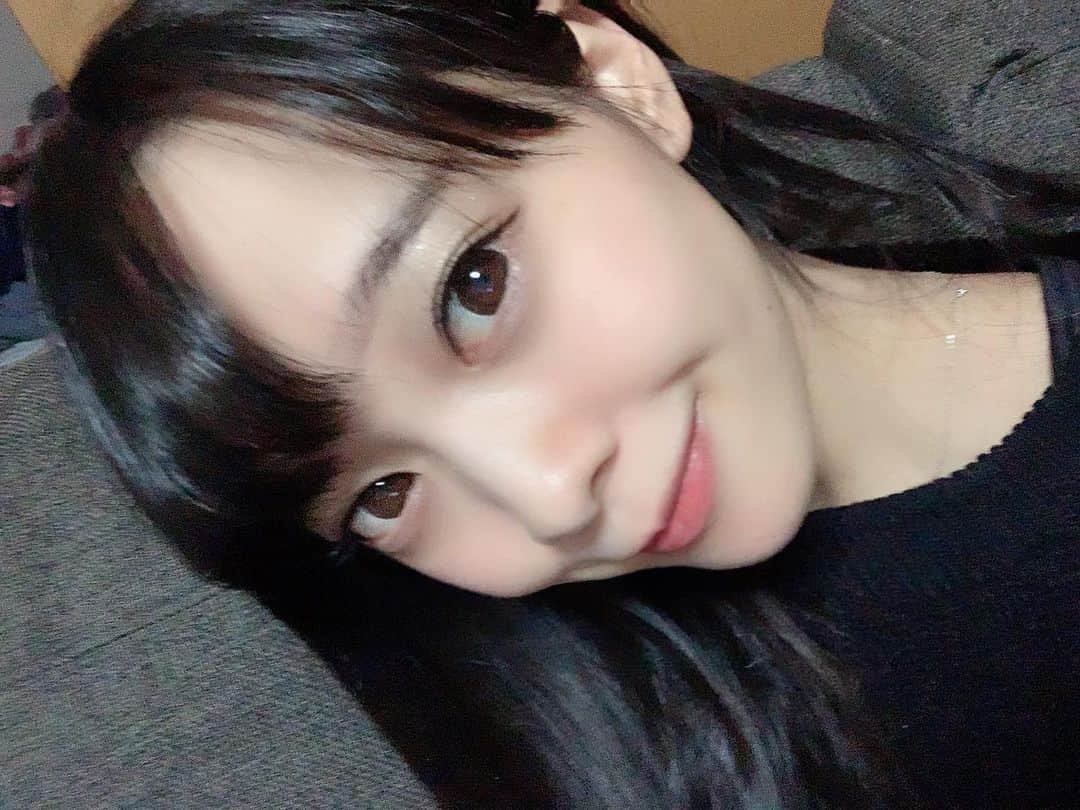 姫乃稜菜のインスタグラム：「2021年あけましておめでとう⛩ 今年も美肌に磨きをかけられるようにエステ業💆‍♀️がんばりますよ💓 @sister.4beauty に来たい方！是非私にDMしてね🌈2店舗目出したくて求人募集しているよん😚資格もとれるから美容に興味ある方〜🙋‍♀️ 今年は野球観れるかなぁ⚾️ Nizi Uは観れるかなぁ🌈 焼肉は何回たべれるだろうか？ 寿司とどっちにしようか？ 気になる事だらけだけど 今年もみんなよろしくねん❤️  #フェイシャルエステ #求人募集  #2021 #元アイドル #sister4beauty #3年目となりました #まだオープン三年目 #私おつぼね #いいおつぼね」