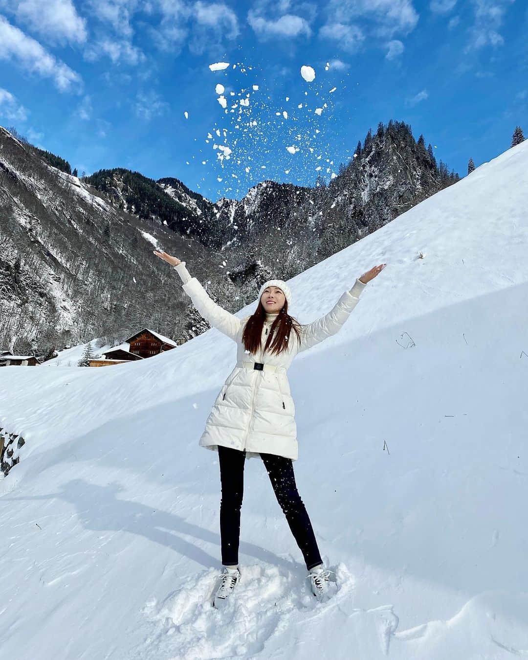 ジェシカ さんのインスタグラム写真 - (ジェシカ Instagram)「Miss you, Olaf☃️❄️🤍 #throwback #vals #winterwonderland」1月6日 16時48分 - jessica.syj