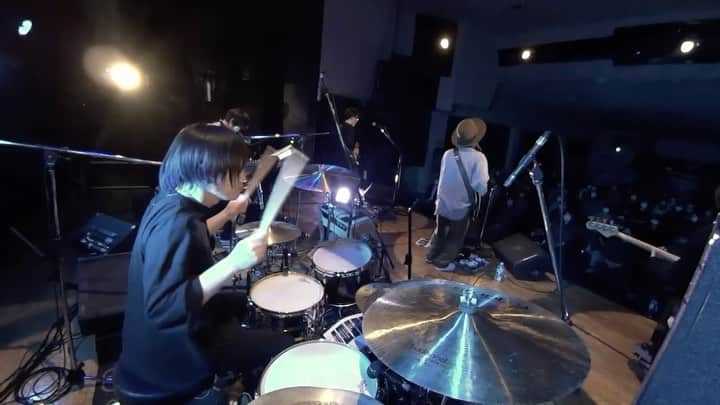 吉澤響のインスタグラム：「2020/12/20 梅田TRAD 『RAIN/THAT/SOMETHING』/ セカイイチ  #セカイイチ #live #drums #drummer #gretschdrums」