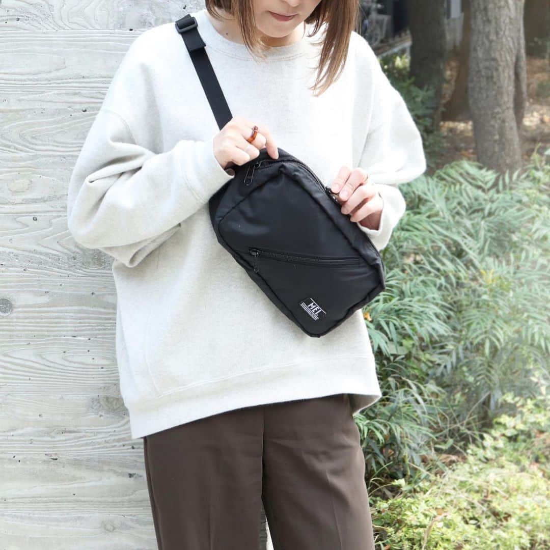 MEI(メイ) のインスタグラム：「MEI SUSTAINABLE PRODUCTS  MEI-000-208001 SUSTAINABLE HIP SHOT ¥4,900＋TAX  #mei #meibag #mei_bag #メイ #メイバッグ #bodybag #ボディバッグ #recyclednylon #リサイクルナイロン #sustainable #サスティナブル #outdoor #アウトドア #camp #キャンプ」
