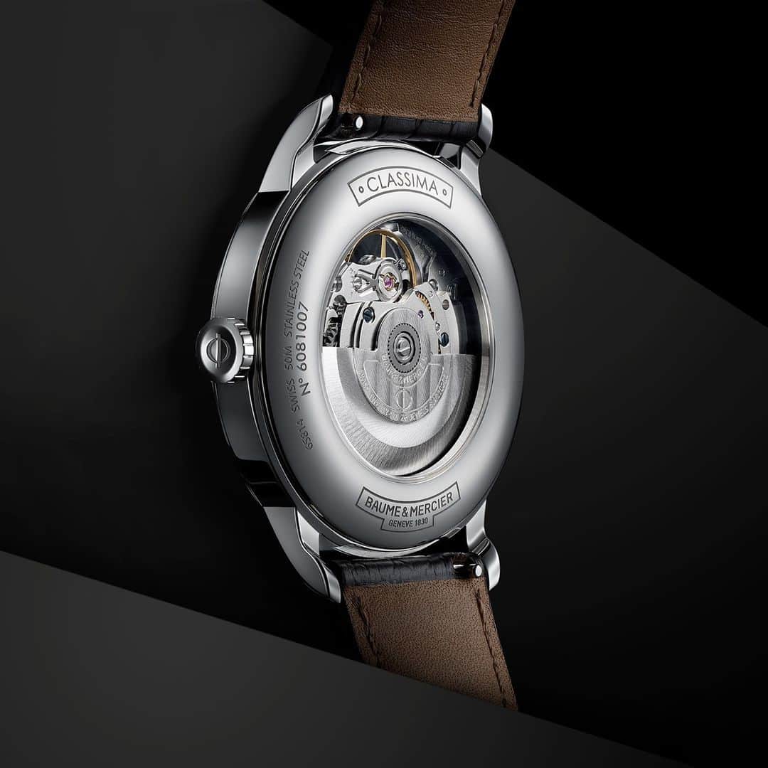 ボーンメルシーのインスタグラム：「Naturally classy with Classima's flawless precision.  -- Classima 10524 42mm, Automatic, Stainless Steel Case, 38 Hours Power Reserve, Dark Brown Alligator strap  -- #BaumeEtMercier⁣⁣ #Swissmade⁣⁣ #Watchmaking⁣⁣ #WatchOfTheDay⁣⁣ #Watches⁣⁣ #Classima #Design #Instawatch」