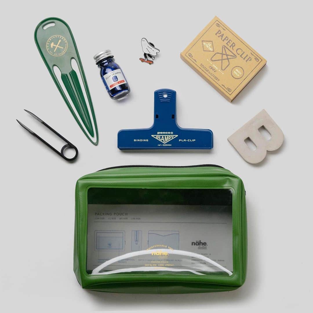 TOOLS to LIVEBY / 禮拜文房具のインスタグラム：「. Nähe 收納包  改版上市  不僅是生活小物的收納處所，  也是出遊遠行的便利幫手！  多樣的尺寸與顏色，是否也讓你難以選擇呢？  禮拜文房具官網、店舖同步販售中！ .」