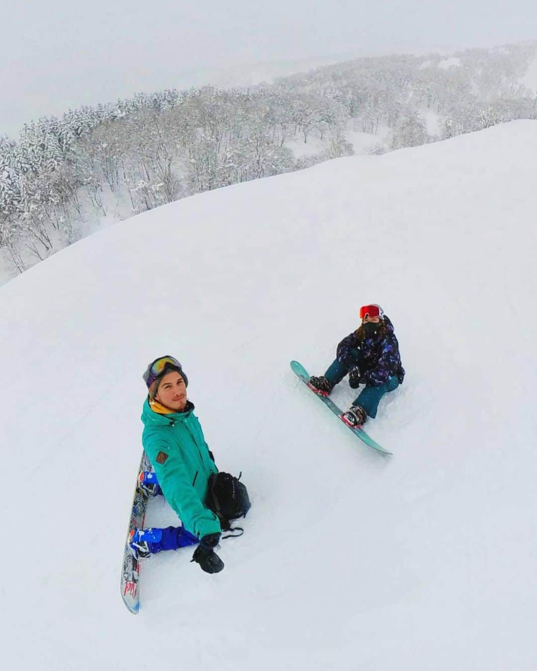 大塚美優のインスタグラム：「It was the first  experience in my life 🏂❄️ #ニセコグランヒラフ #niseko#hirahu#snowboarding」