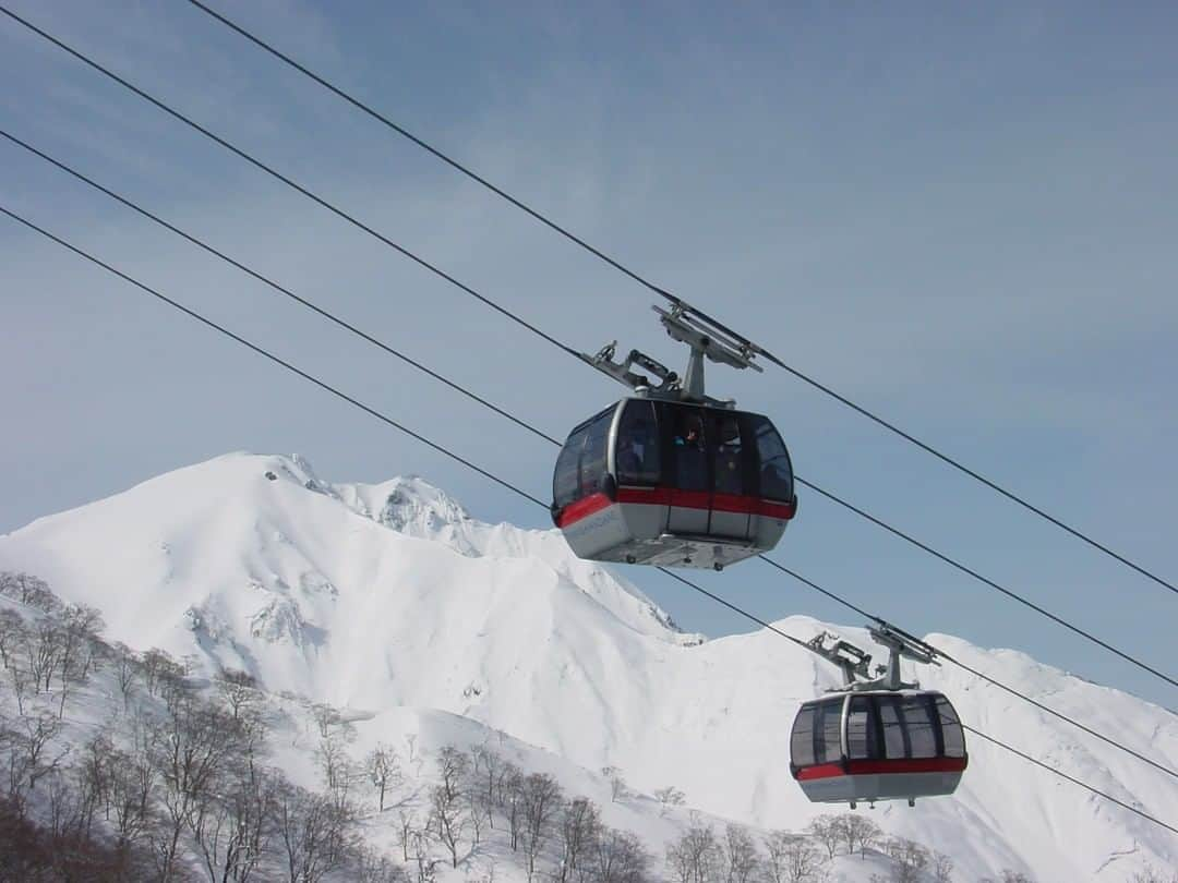 TOBU RAILWAY（東武鉄道）さんのインスタグラム写真 - (TOBU RAILWAY（東武鉄道）Instagram)「. . 🚩Tanigawadake Tenjindaira Ski Resort - Gunma Japan . . . [Enjoy winter sports at Tanigawadake Tenjindaira Ski Resort in Gunma Prefecture!] . . "Tanigawadake Tenjindaira Ski Resort" is located in the Tanigawadake, which is counted as one of the 100 famous mountains in Japan. How about enjoying winter sports at Ski Resort where snow is as soft as powder? . . #visituslater #stayinspired #nexttripdestination . . . #gunma #tanigawadake #tenjindaira #snowjapan #japansnow #japantrip #discoverjapan #travelgram  #tobujapantrip #unknownjapan #jp_gallery #visitjapan #japan_of_insta #art_of_japan #instatravel  #japan #instagood #travel_japan #exoloretheworld #ig_japan #explorejapan #travelinjapan  #beautifuldestinations #japan_vacations #beautifuljapan #japanexperience」1月6日 18時00分 - tobu_japan_trip