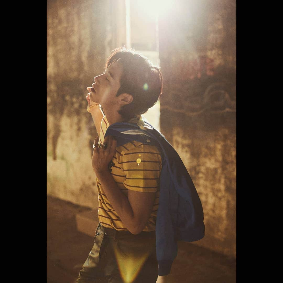 東方神起さんのインスタグラム写真 - (東方神起Instagram)「U-KNOW 유노윤호 The 2nd Mini Album [NOIR]  🎧 2021.01.18. 6PM KST  #U_KNOW #유노윤호 @yunho2154 #동방신기 #TVXQ! #東方神起 #NOIR #ThankU」1月6日 18時03分 - tvxq.official