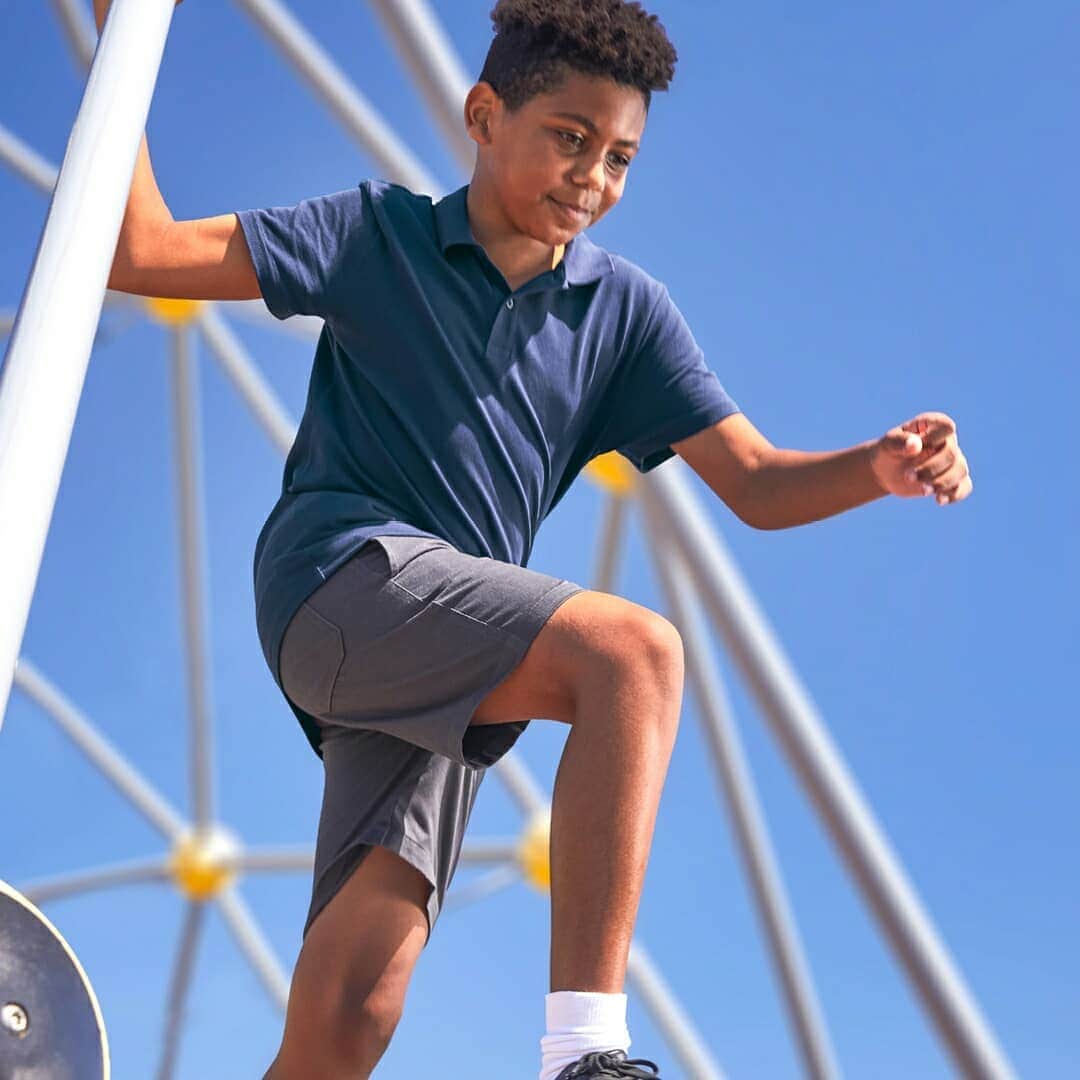 Target Australiaさんのインスタグラム写真 - (Target AustraliaInstagram)「Schoolwear made better. Our 100% breathable cotton fabrics polos are naturally soft and breathable, keeping the liittle ones comfortable no matter what the school day throws at them 🎯♥️ #targetaus #targetauskids」1月6日 18時37分 - targetaus