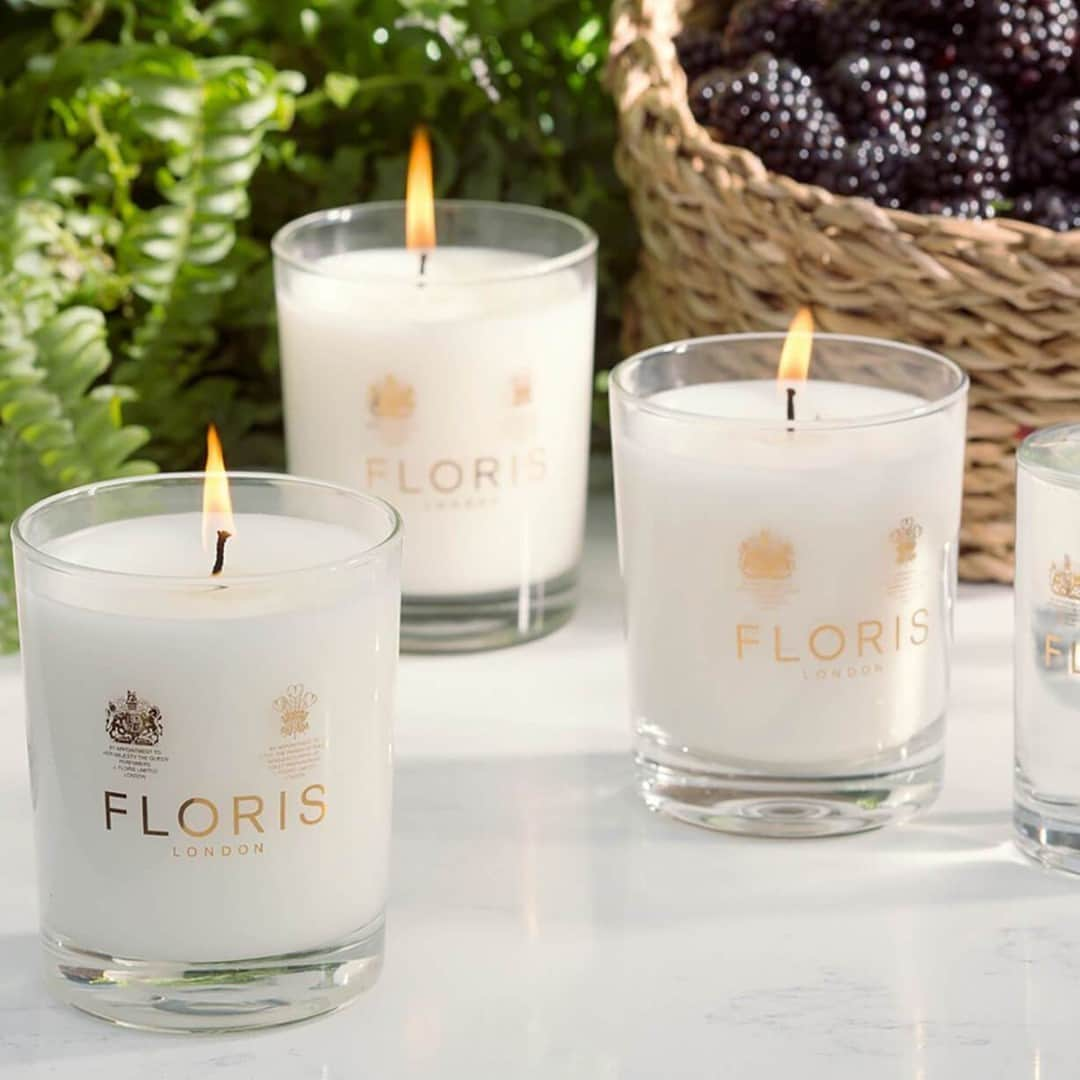 フローリスさんのインスタグラム写真 - (フローリスInstagram)「We still have a range of English Fern & Blackberry Candles available in our sale at 30% off. Shop the full collection via the link in our bio.⠀ ⠀ #FlorisLondon #Candles #WinterSale #ScentedCandles #Fern #Blackberry」1月6日 19時16分 - florislondon