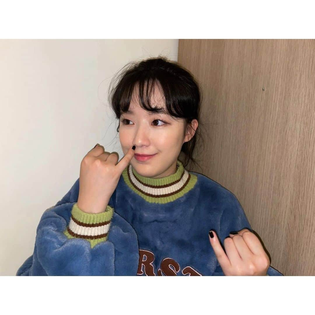 (G)I-DLEさんのインスタグラム写真 - ((G)I-DLEInstagram)「[#수진] 생일축하해 이쁘니💕」1月6日 19時20分 - official_g_i_dle