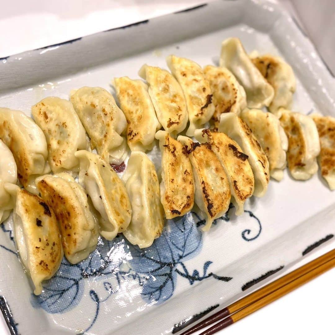 ブル中野さんのインスタグラム写真 - (ブル中野Instagram)「I made a fried dumpling❣️ 21個🥟」1月7日 4時50分 - bull__nakano