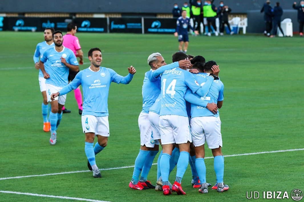 デイビット・ゴールダーのインスタグラム：「UD Ibiza  5 - 2  Real Club Celta de Vigo」