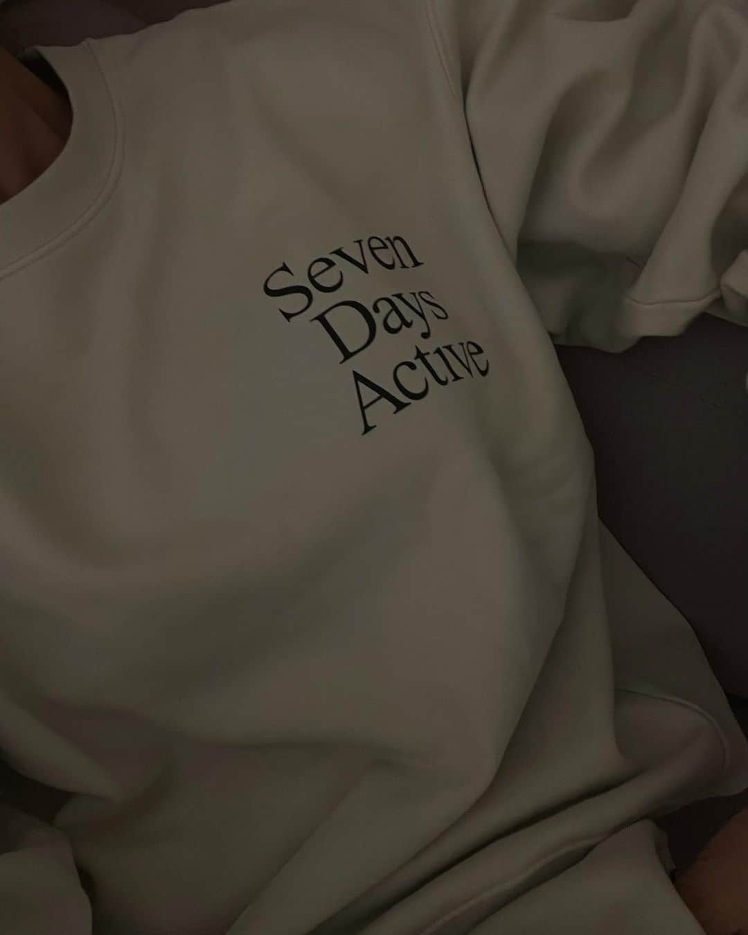 Mathilde Goehlerのインスタグラム：「Not true at all 🥞🧈」